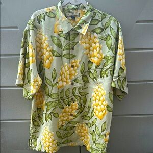 Tommy Bahama Shirt Mens Sz Large Floral Tropical Silk Button Up Hawaiian Travel
